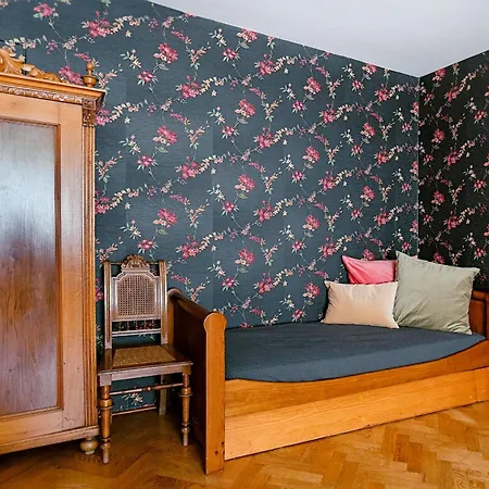 Romanticky Se Starozitnym Interierem Lejlighed *